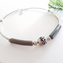 Load image into Gallery viewer, Choker Necklace (Product ref: N109)