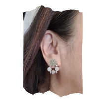 Load image into Gallery viewer, Stud Earrings - Gemstones (Product ref: E432)