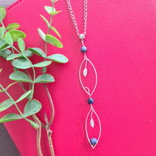 Load image into Gallery viewer, Contemporary Necklace - Silver Tone Pendant: Metal chain (Product ref: N104-Scr)