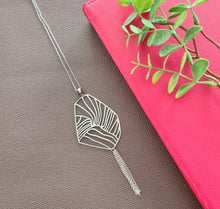 Load image into Gallery viewer, Contemporary Necklace - Silver Tone Pendant: Metal chain (Product ref: N303)