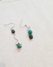 Load image into Gallery viewer, Asymmetrical Earrings - Gemstones (Product ref: E183)
