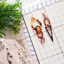 Load image into Gallery viewer, Asymmetrical Earrings - Resin / Acetate  (Product ref: E069)
