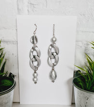 Load image into Gallery viewer, Asymmetrical Earrings - Resin / Acetate (Product ref: E028)
