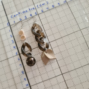 Asymmetrical Earrings - Resin / Acetate (Product ref: E042)