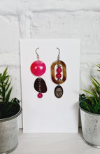 Load image into Gallery viewer, Asymmetrical Earrings - Resin / Acetate (Product ref: E043)
