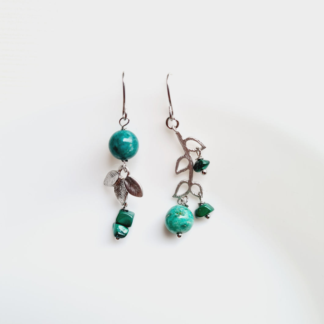 Asymmetrical Earrings - Gemstones (Product ref: E176)