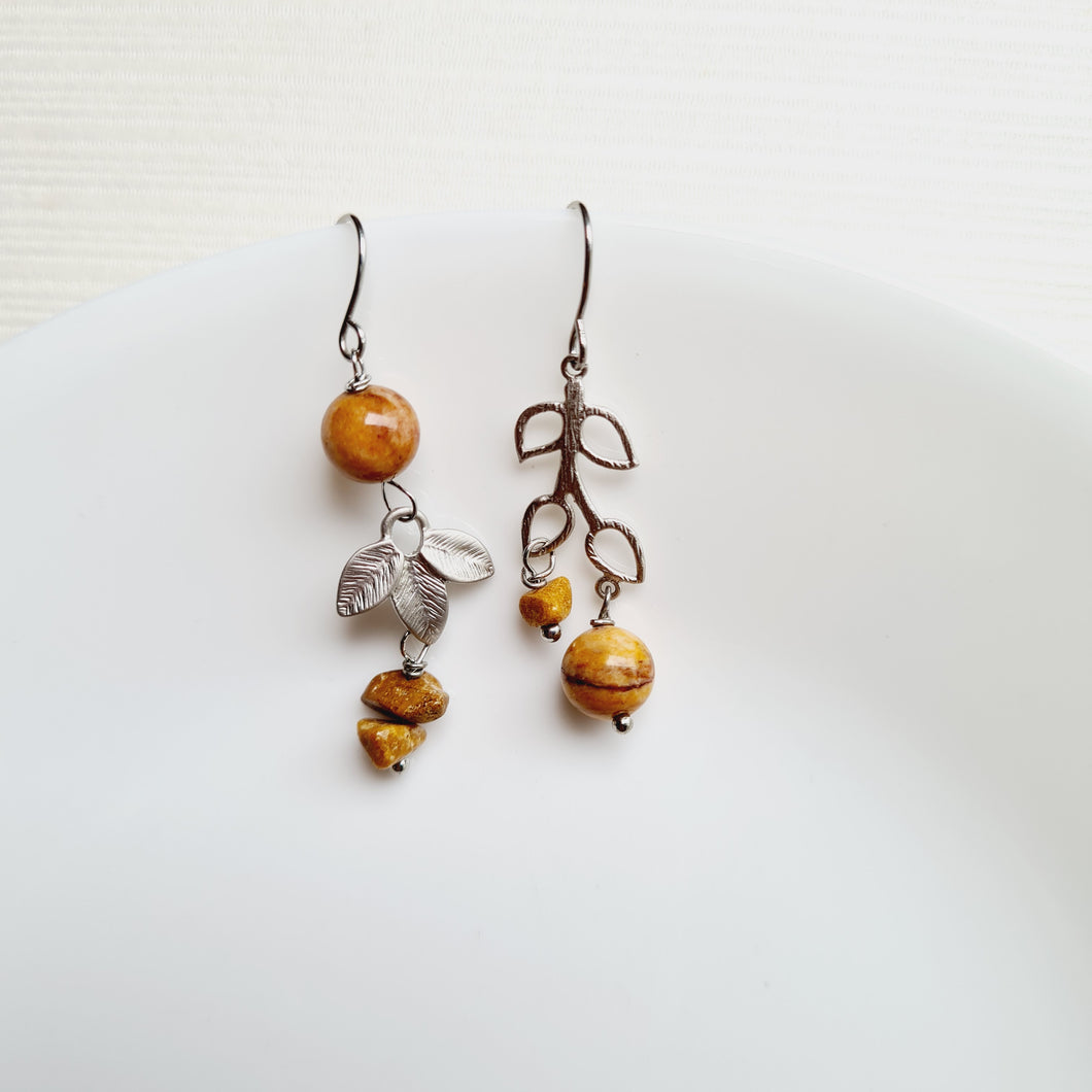 Asymmetrical Earrings - Gemstones (Product ref: E179)