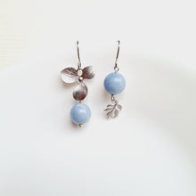 Load image into Gallery viewer, Asymmetrical Earrings - Gemstones (Product ref: E318)
