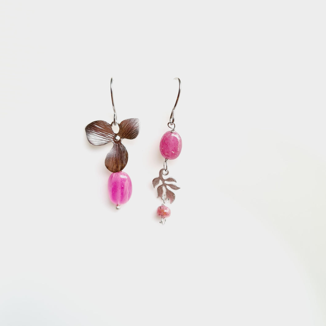 Asymmetrical Earrings - Gemstones (Product ref: E319)