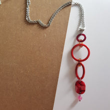 Load image into Gallery viewer, Contemporary Necklace - Resin / Acetate Pendant: Metal chain (Product ref: N101)
